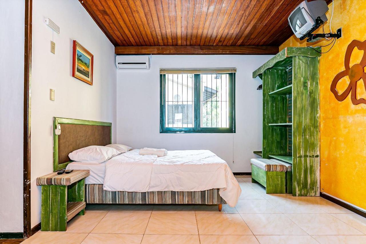 Studios Duplos E Individuais 450M Da Praia Rai Florianópolis Esterno foto